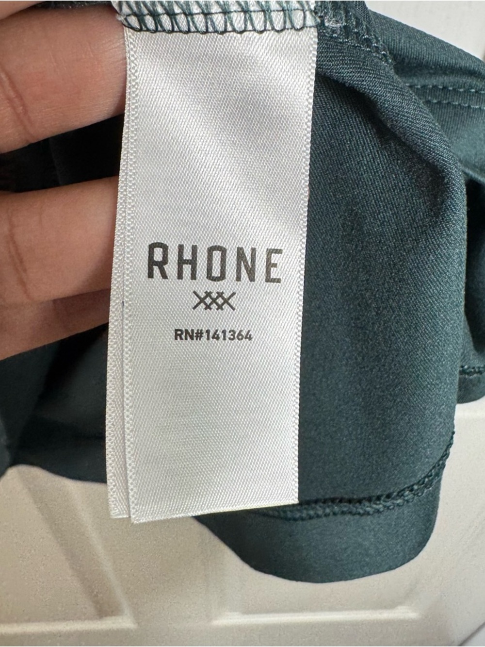 Rhone Reign Performance Hoodie Men’s Small Green Athletic - Picture 5 of 7